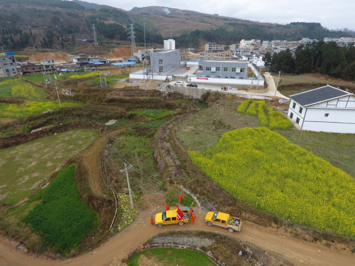 平塘供電局：防疫期間，“指尖服務”確保春耕用電