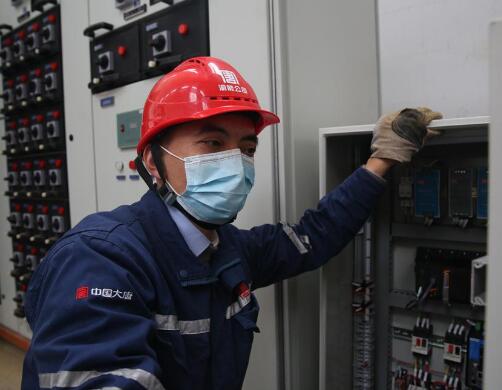 趙友:為了電站早日復(fù)工