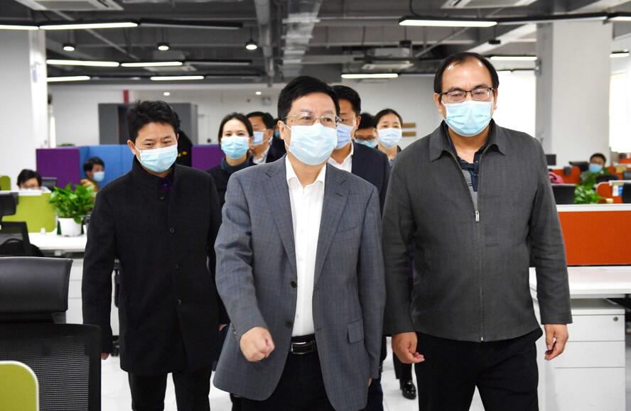 湖南省委常委、長沙市委書記胡衡華到大唐先一科技公司調(diào)研