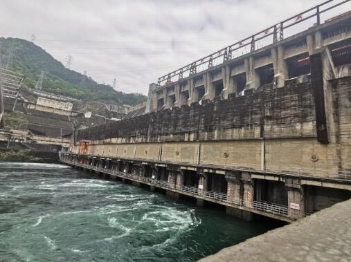 累計(jì)發(fā)電985億千瓦時(shí) 國(guó)網(wǎng)新源杭州新安江電廠(chǎng)迎來(lái)發(fā)電60周年