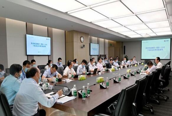 中國電建集團公司黨委副書記、總經理丁焰章到電建國際公司調研