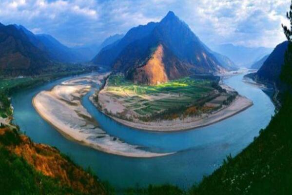 雅魯藏布江建2座電站，印度就喊“大壩威脅論”，中國本要建17座