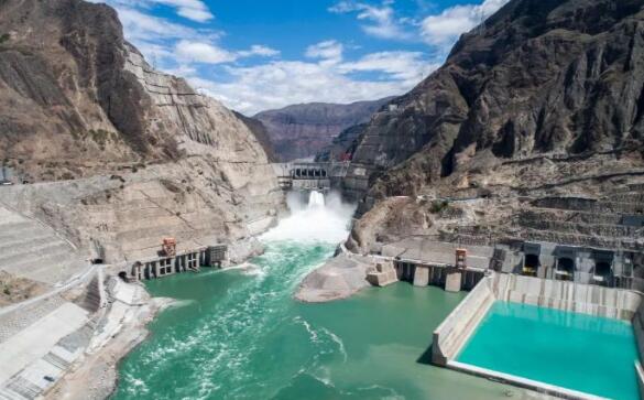 確?！叭谩?努力實(shí)現(xiàn)烏東德水電站接管機(jī)組“首穩(wěn)百日”目標(biāo)