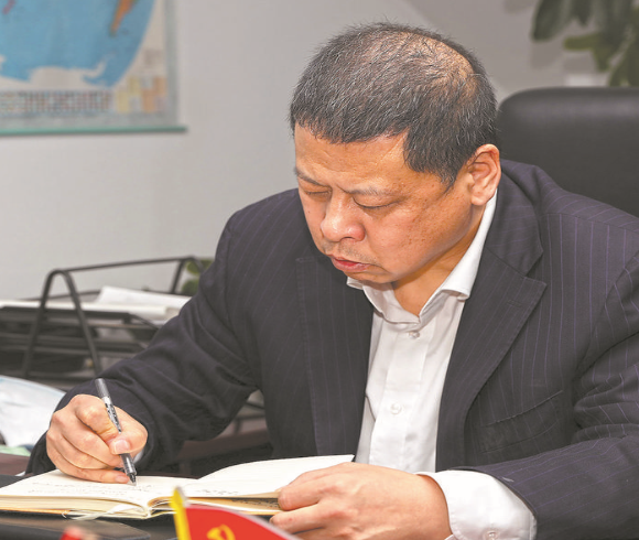 【國家電網(wǎng)公司特等勞?！客?波