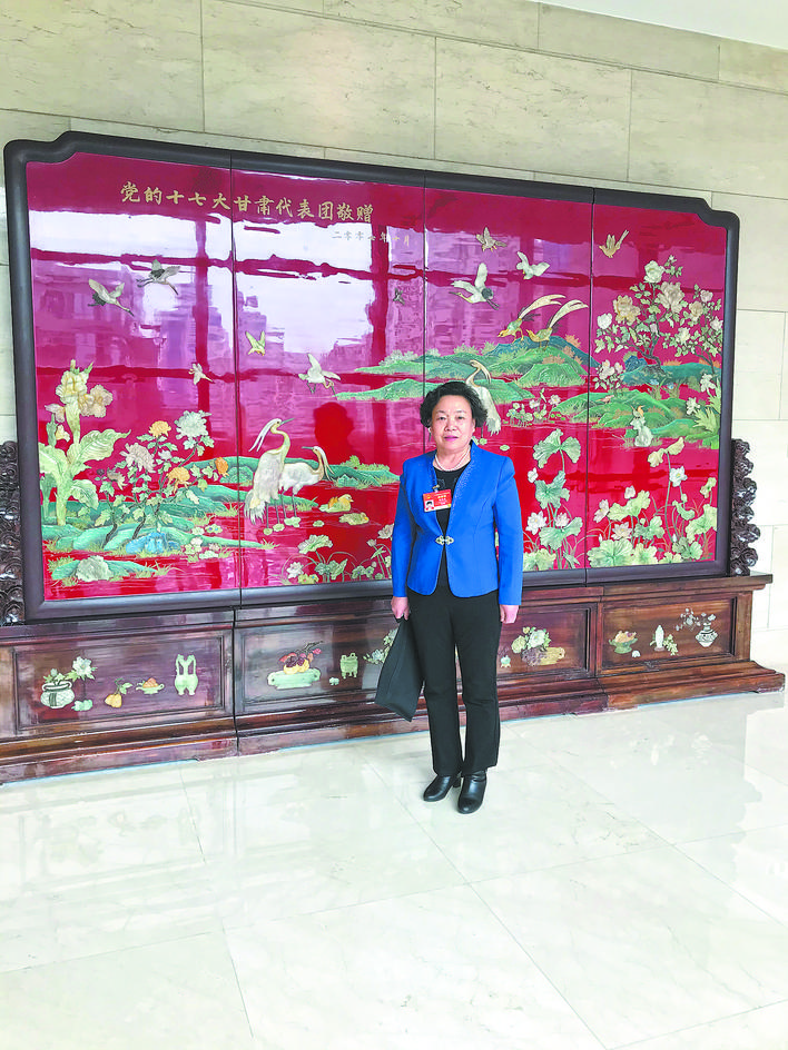 全國(guó)人大代表 胡桂花:創(chuàng)新供電服務(wù)模式 讓企業(yè)用電更舒心