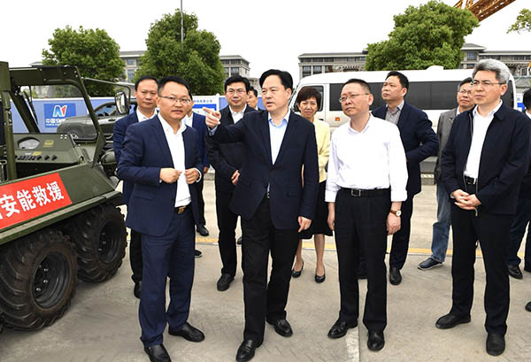 常州市委副書記、市長陳金虎蒞臨中國安能二局常州分公司調(diào)研防汛抗旱工作
