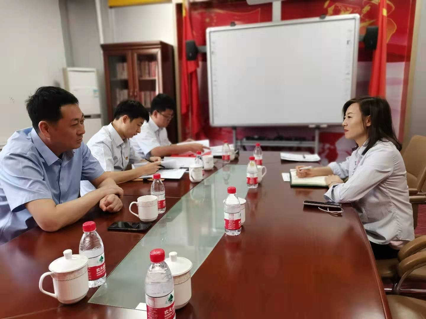 副局長王永強(qiáng)到烏海電業(yè)局千里山分局開展黨史學(xué)習(xí)教育督導(dǎo)、領(lǐng)學(xué)