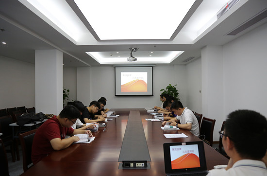 國網(wǎng)寧波奉化區(qū)供電：扣好從業(yè)“第一粒紐扣”，開啟新員工廉潔守護(hù)