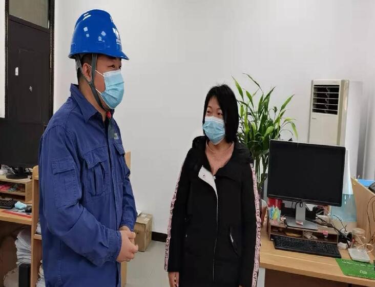 國網(wǎng)城固供電公司：走訪小微企業(yè)，當(dāng)好“電管家”