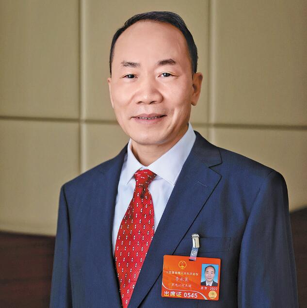 【兩會】國網(wǎng)黑龍江省電力有限公司董事長、黨委書記李永萊：扛牢保供電政治責(zé)任 推動能源綠色低碳轉(zhuǎn)型