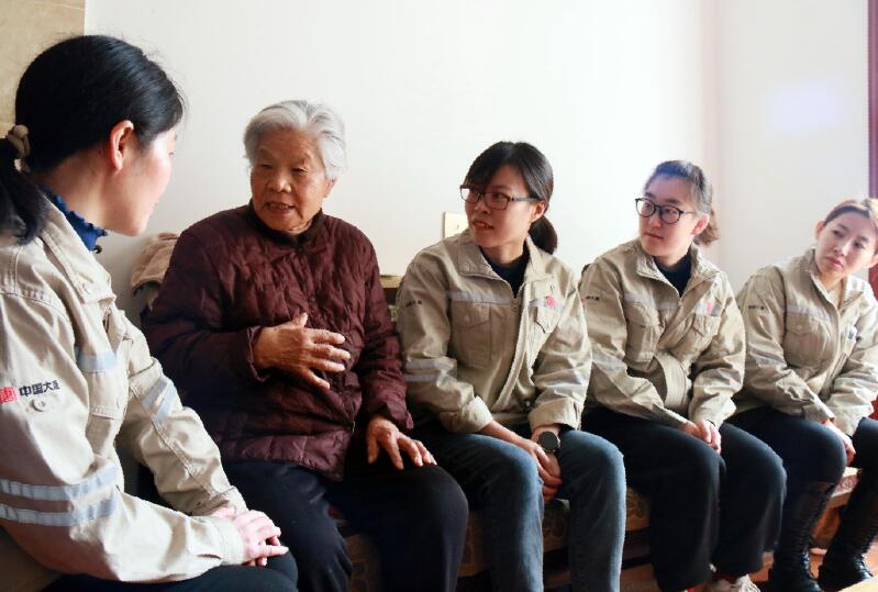 別樣?jì)D女節(jié)，溫暖老人心
