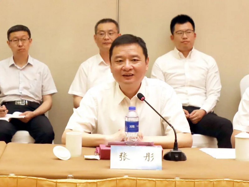 協(xié)鑫、徐工聯(lián)手！布局新能源