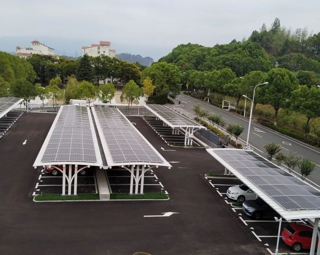 光儲充一體化停車場，實現(xiàn)零碳出行新風(fēng)尚