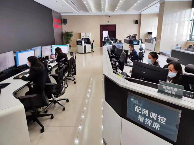 國網(wǎng)武漢供電公司保供不缺失、服務(wù)不打烊