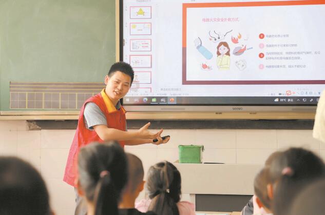 魏錕：用心服務(wù)是起點(diǎn)，客戶滿意是方向