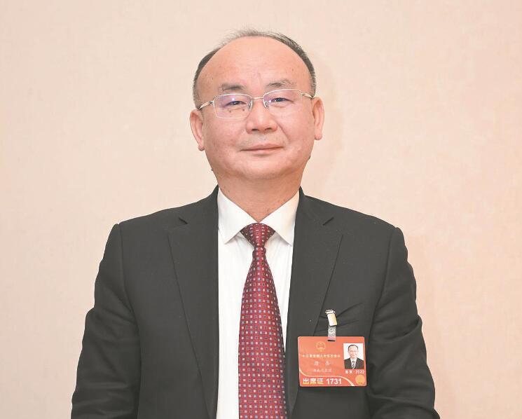 優(yōu)質(zhì)供電服務(wù)助力裝備制造業(yè)高質(zhì)量發(fā)展——訪全國人大代表、楚天科技股份有限公司董事長兼總裁唐岳