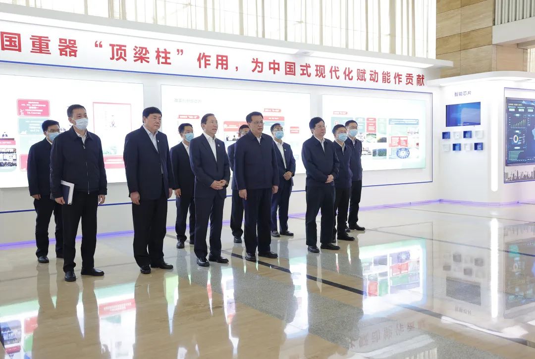 重慶市委書記袁家軍、市長胡衡華與國家電網(wǎng)董事長辛保安、總經(jīng)理張智剛會談