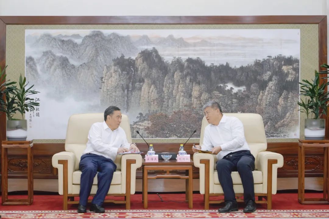 中國能建黨委書記、董事長宋海良與國家能源集團(tuán)黨組書記、董事長劉國躍會談