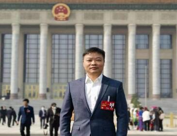 【兩會好聲音】全國人大代表、小鵬汽車董事長何小鵬：探索限定場景無人駕駛法規(guī)，助力車網(wǎng)融合和低空經(jīng)濟(jì)騰飛