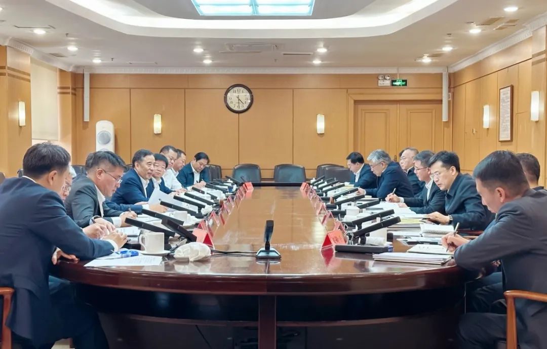 中國(guó)能建黨委書記、董事長(zhǎng)宋海良與遼寧省委常委、大連市委書記熊茂平會(huì)談