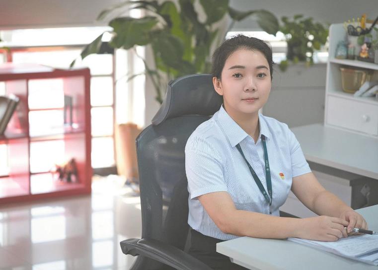 王靜萍：帶好新型專業(yè)班組，當好能效服務(wù)先鋒