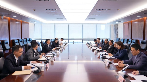 華電黨組副書記祖斌會(huì)見南方電網(wǎng)黨組副書記、董事劉啟宏