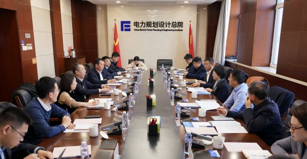 華電集團(tuán)副總經(jīng)理李旭紅會(huì)見(jiàn)電規(guī)總院黨委書(shū)記、總經(jīng)理胡明