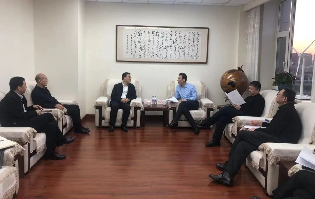 華電吉林公司黨委書記孫毅、黨委副書記鄭成杰拜會吉林省能源局黨組書記、局長趙彥峰