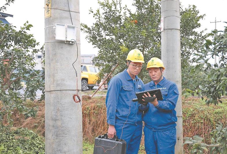研制“萬(wàn)能鑰匙”，臺(tái)區(qū)漏電保護(hù)器調(diào)試不到5分鐘